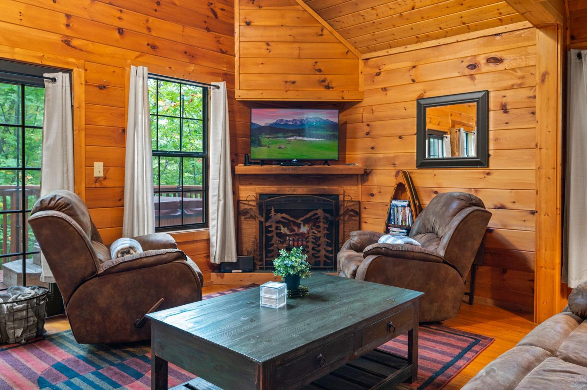 Great Smoky Mountains Cabin!, Secluded, Pet-Kid Friendly! Sevierville Eksteriør bilde
